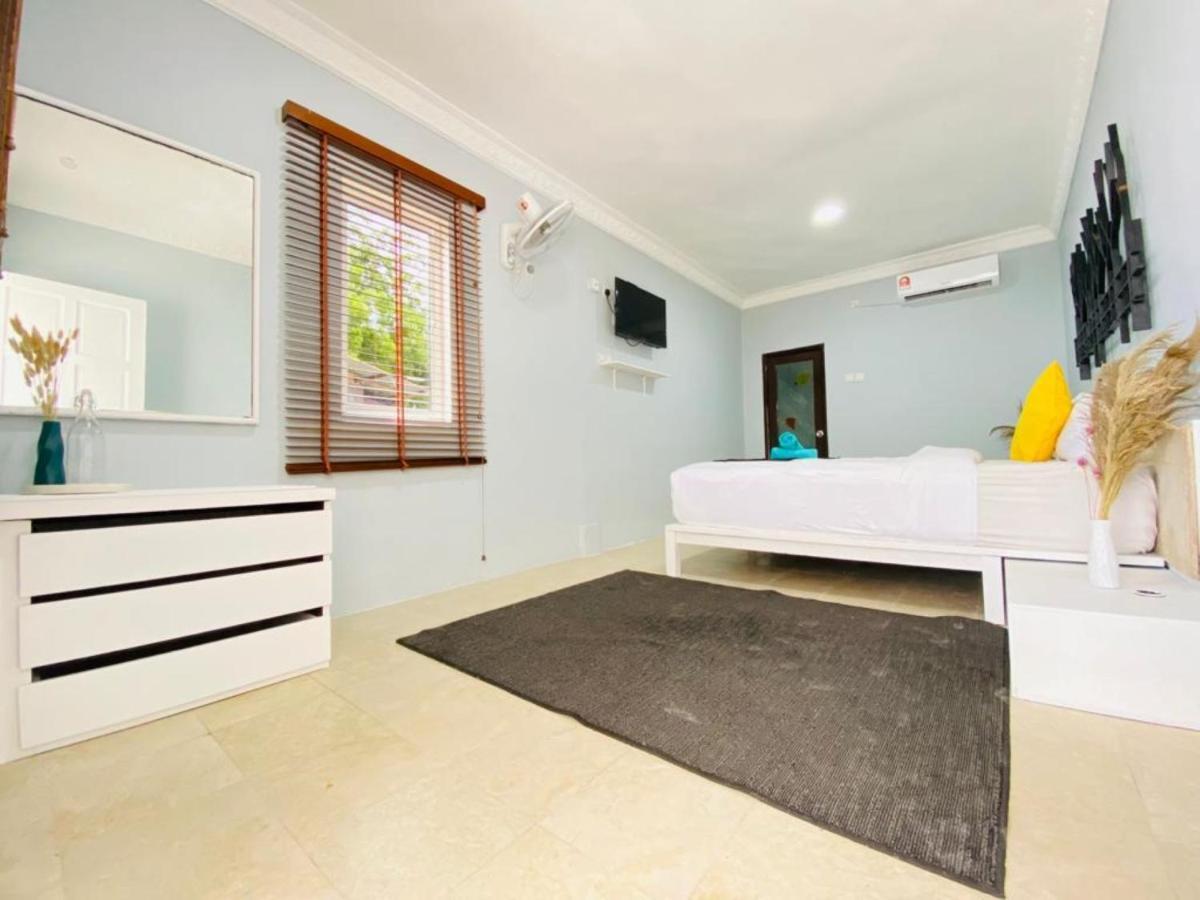 Fat Mermaid Guesthouse Pantai Cenang  Bagian luar foto