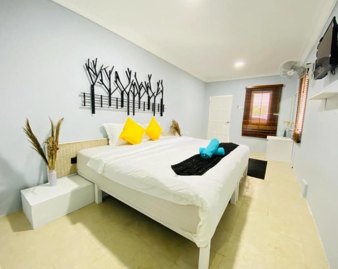 Fat Mermaid Guesthouse Pantai Cenang  Bagian luar foto