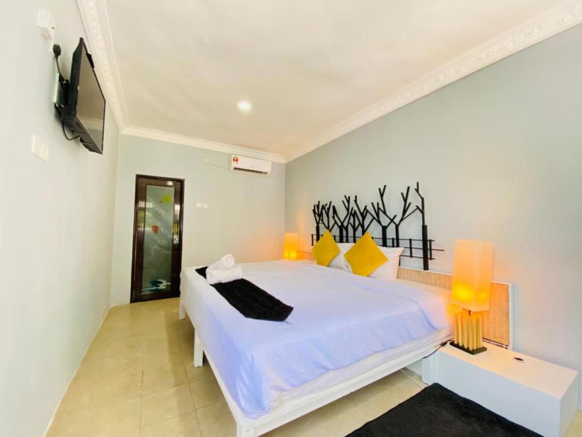 Fat Mermaid Guesthouse Pantai Cenang  Bagian luar foto