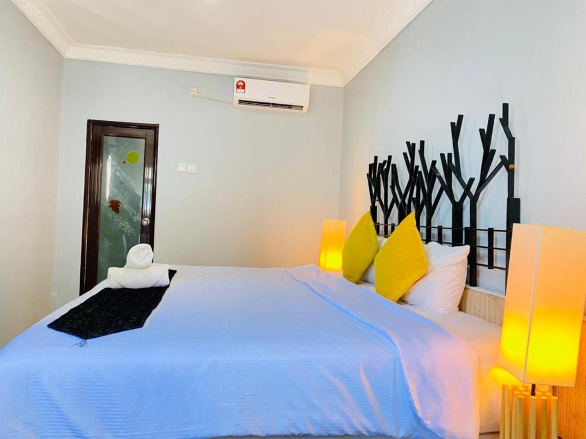 Fat Mermaid Guesthouse Pantai Cenang  Bagian luar foto